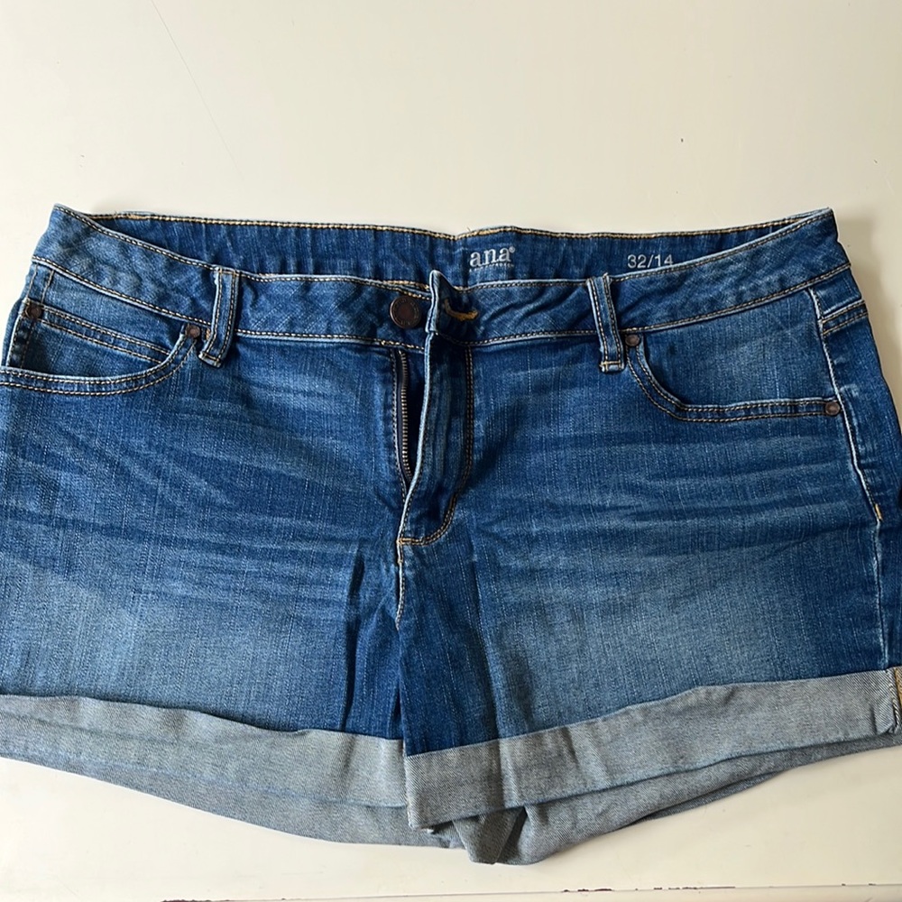 Ana Jean Shorts
